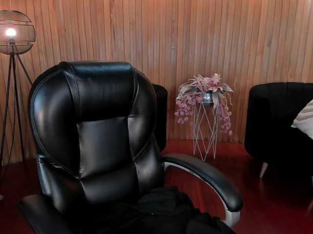 AmyRosse1 live cam on BongaCams