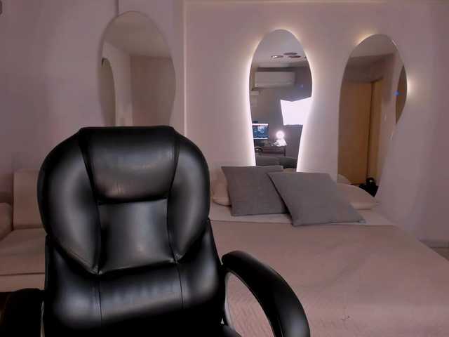AmyRosse1 live cam on BongaCams