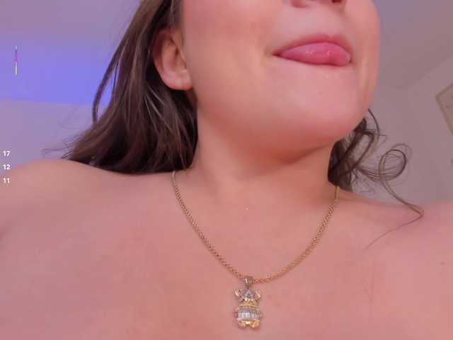 AmyRosse1 live cam on BongaCams