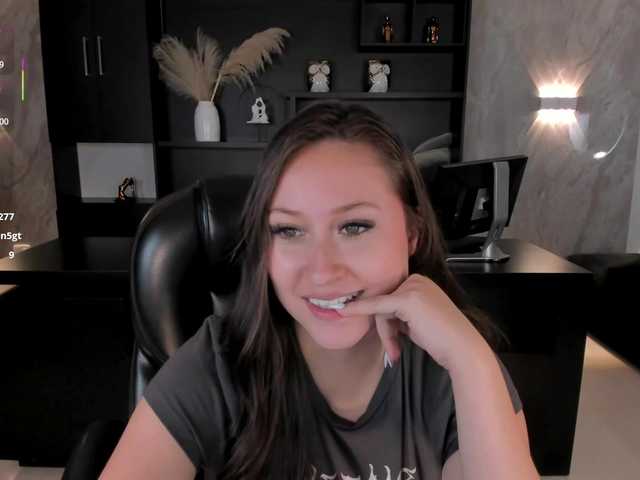 AmyRosse1 live cam on BongaCams