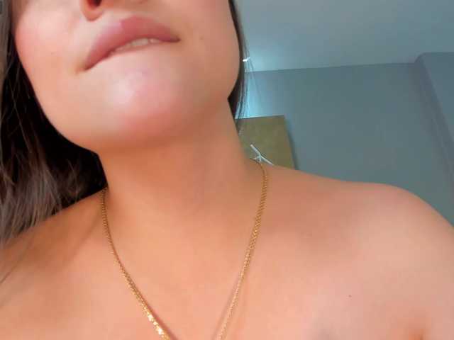 AmyRosse1 live cam on BongaCams