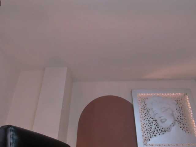 AmyRosse1 live cam on BongaCams