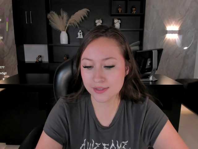 AmyRosse1 live cam on BongaCams