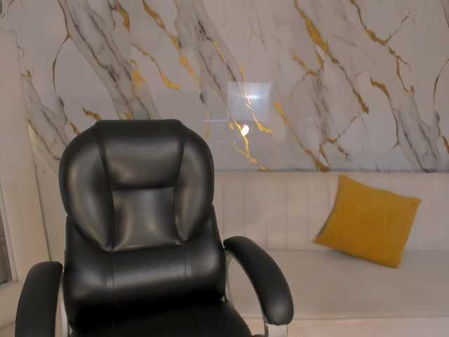 AmyRosse1 live cam on BongaCams