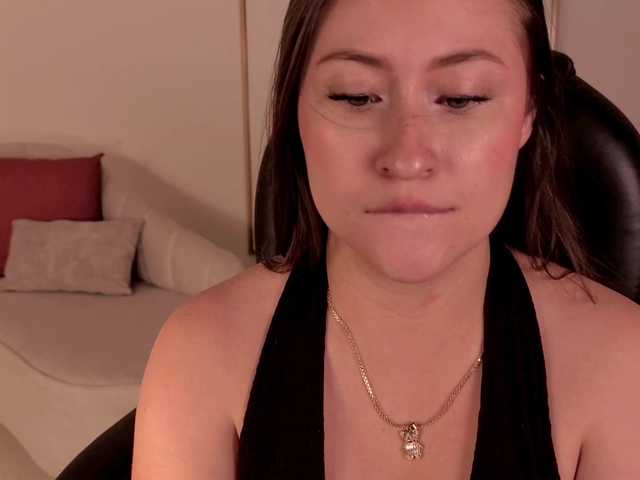 AmyRosse1 live cam on BongaCams