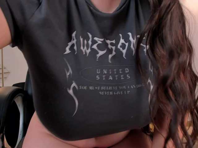 AmyRosse1 live cam on BongaCams