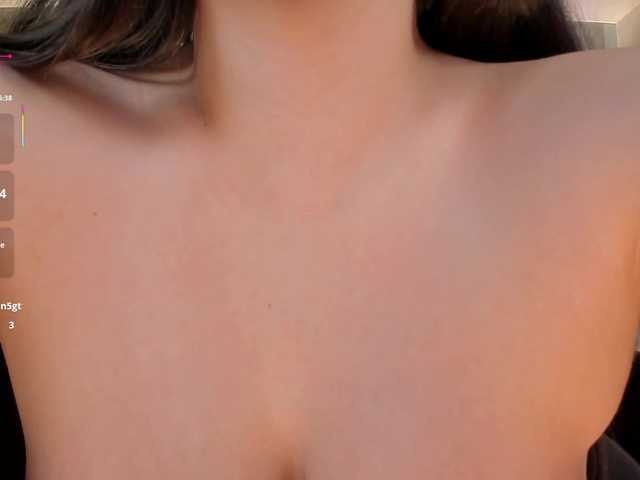 AmyRosse1 live cam on BongaCams