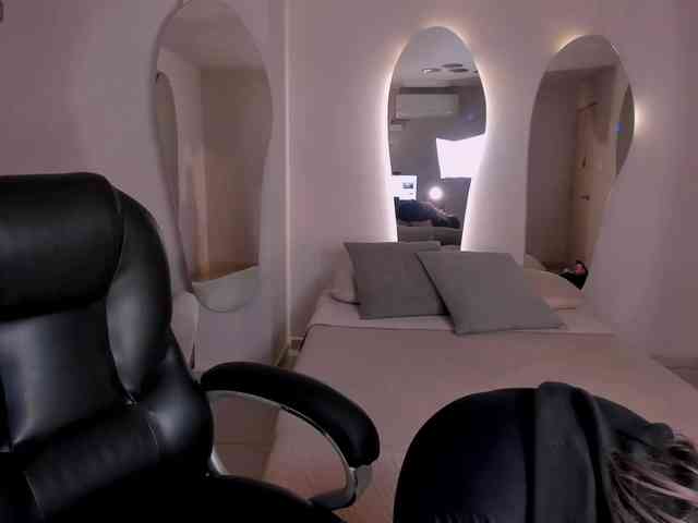 AmyRosse1 webcam