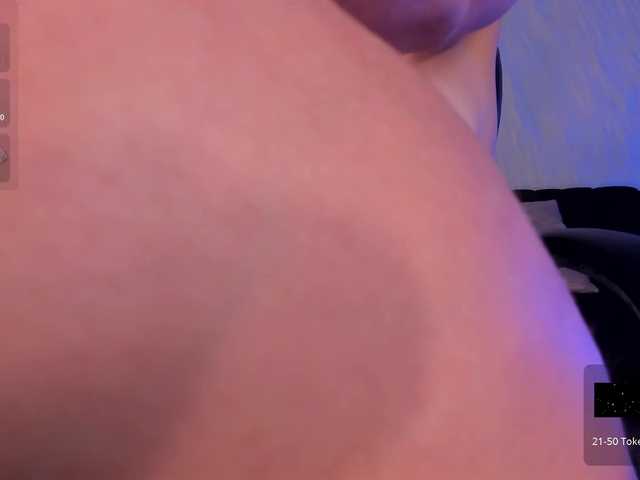 JulietteMoreau live cam on BongaCams