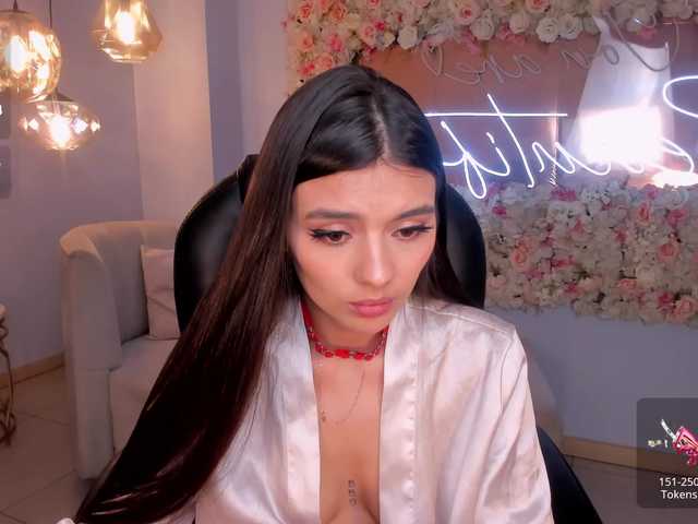 JulietteMoreau's BongaCams show and profile