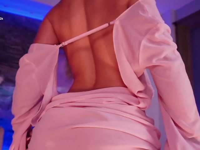 JulietteMoreau live cam preview