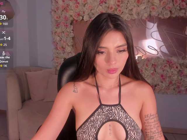 JulietteMoreau's BongaCams show and profile