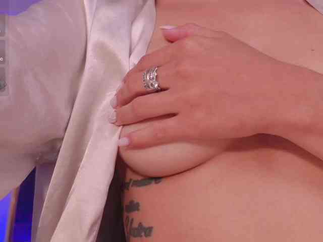 JulietteMoreau webcam