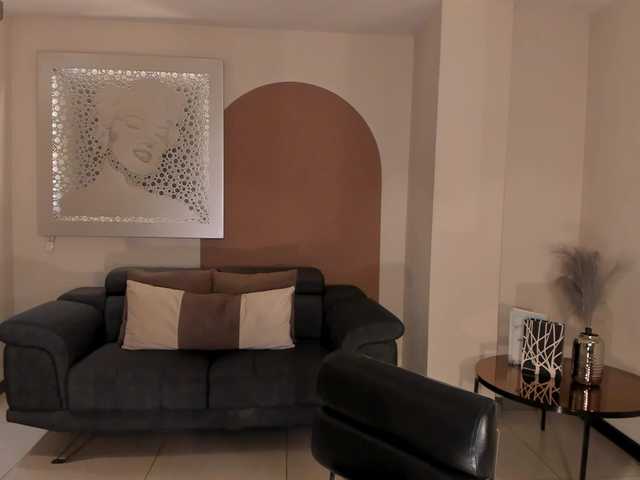 AmaraDivine live cam on BongaCams