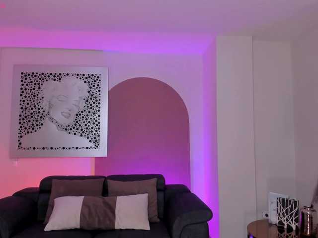 AmaraDivine live cam on BongaCams
