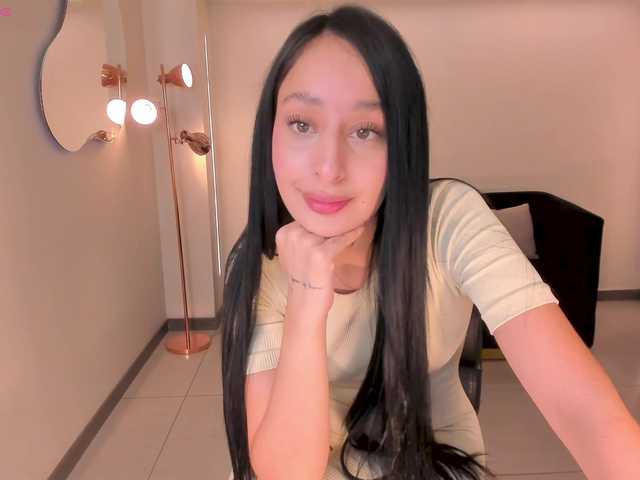 AmaraDivine live cam on BongaCams