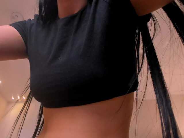 AmaraDivine live cam on BongaCams