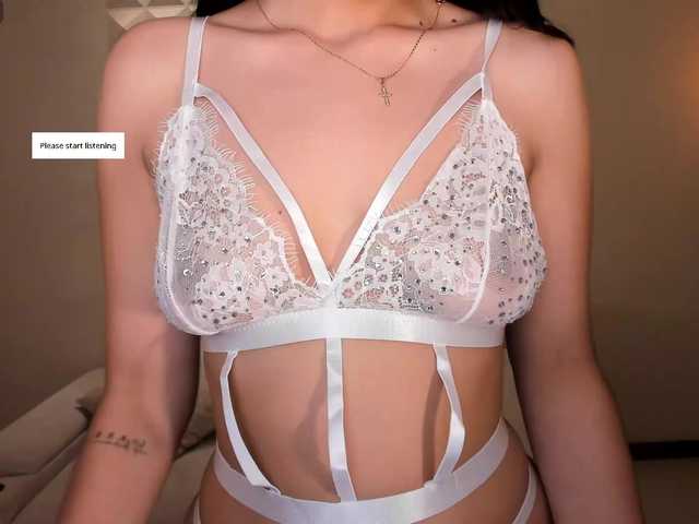 AmaraDivine webcam