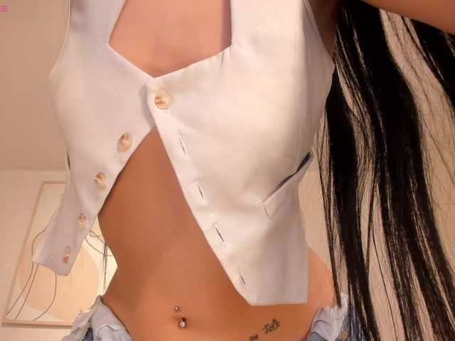 AmaraDivine live cam on BongaCams