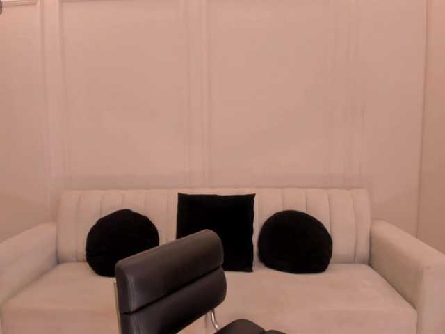 AmaraDivine live cam on BongaCams