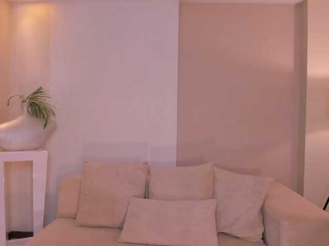 AmaraDivine live cam on BongaCams