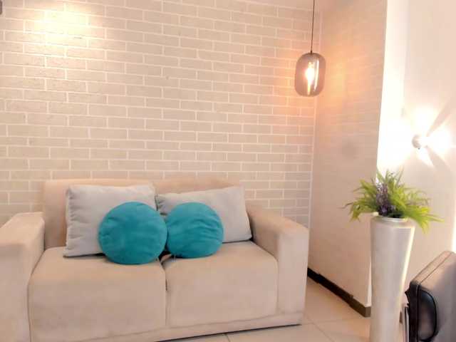 AmaraDivine live cam on BongaCams