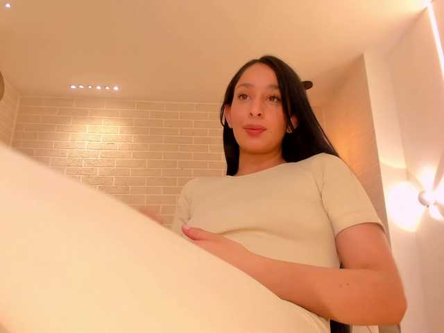 AmaraDivine live cam on BongaCams