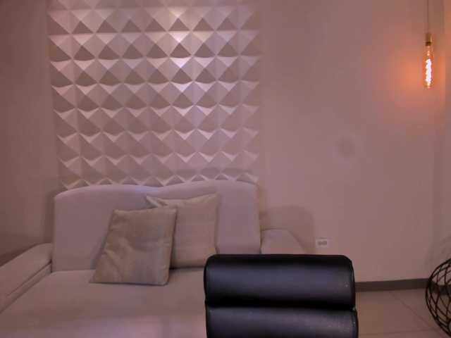 AmaraDivine live cam on BongaCams