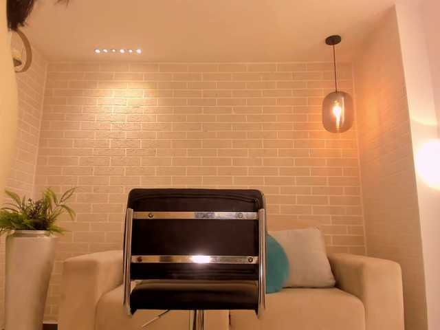 AmaraDivine live cam on BongaCams