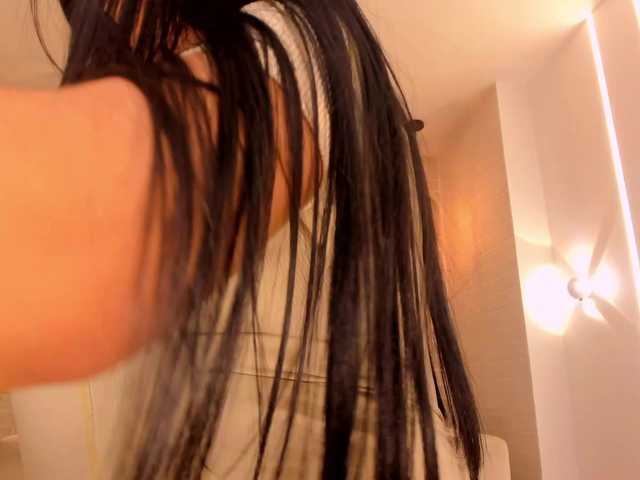 AmaraDivine live cam on BongaCams