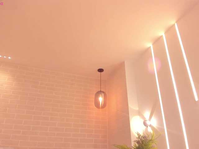 AmaraDivine live cam on BongaCams