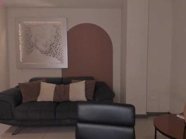 AmaraDivine live cam on BongaCams