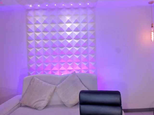 AmaraDivine live cam on BongaCams