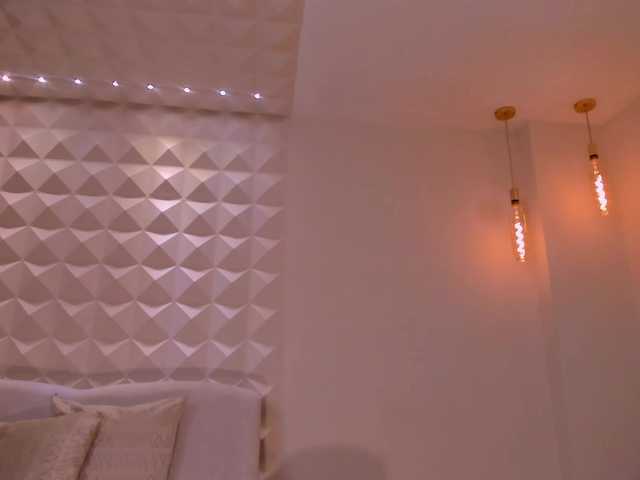 AmaraDivine live cam on BongaCams