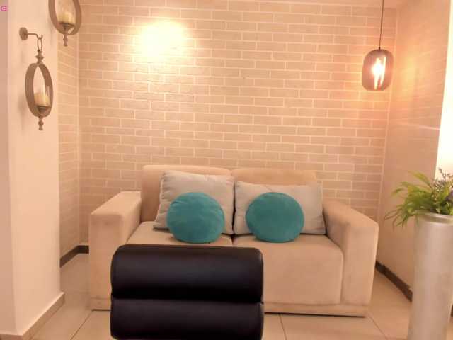 AmaraDivine live cam on BongaCams