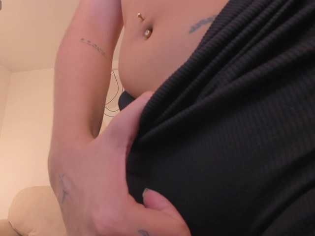 AmaraDivine live cam on BongaCams