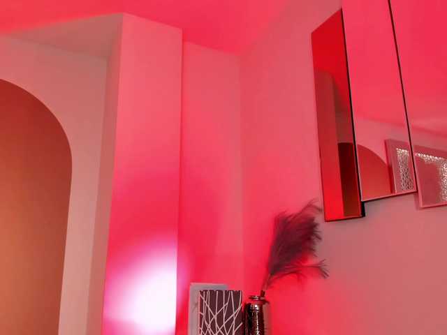 AmaraDivine live webcam show