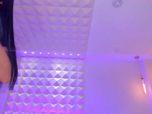 AmaraDivine live cam on BongaCams