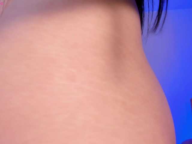 AmaraDivine webcam