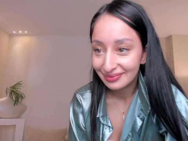 AmaraDivine live cam on BongaCams