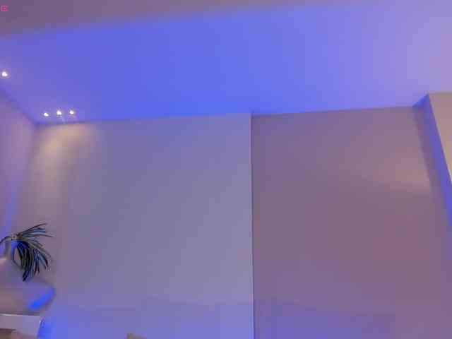 AmaraDivine webcam