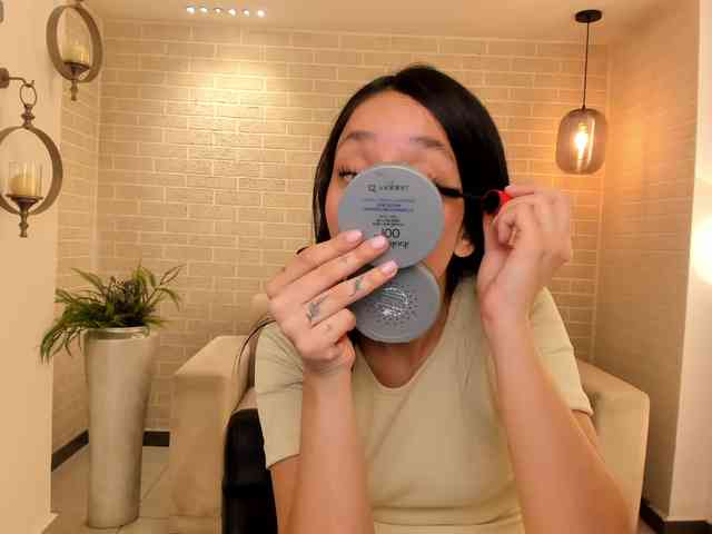 AmaraDivine Live Webcam on BongaCams