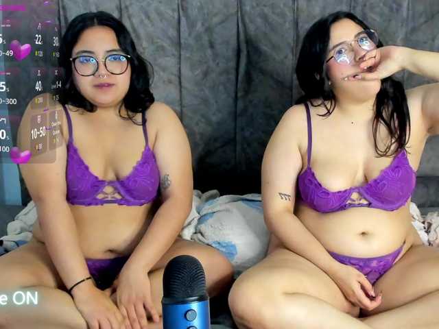 maddie-and-chelsea live cam on BongaCams