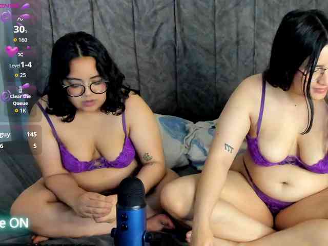 Modelo: maddie-and-chelsea