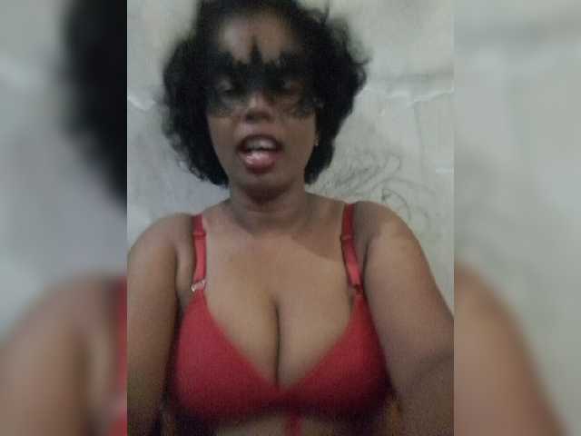 Sara-301 live cam on BongaCams