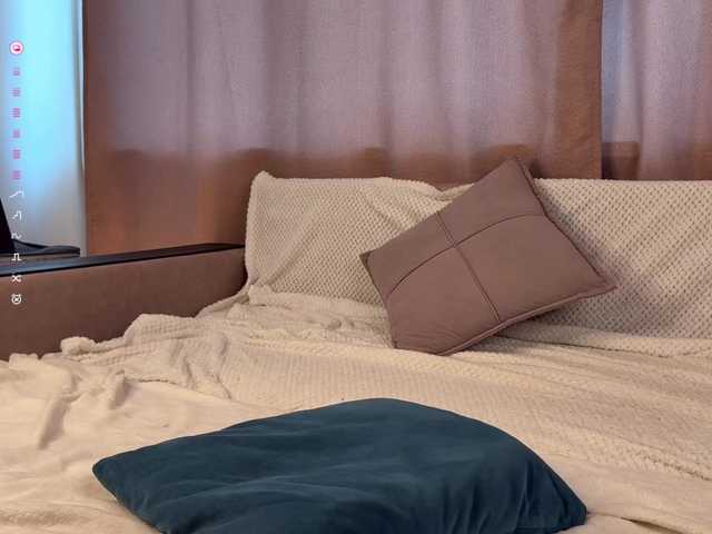 CozyCare live webcam show