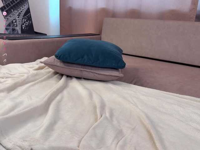 CozyCare live cam on BongaCams