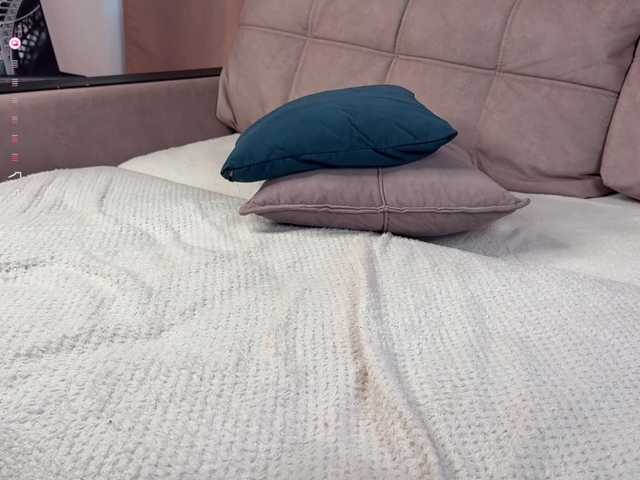CozyCare live cam on BongaCams
