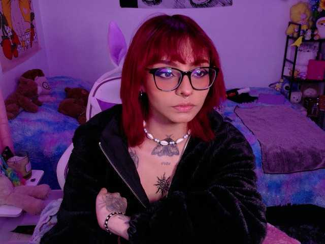 sickoday live cam on BongaCams