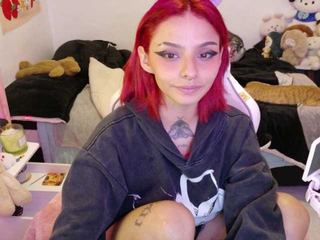sickoday live cam on BongaCams